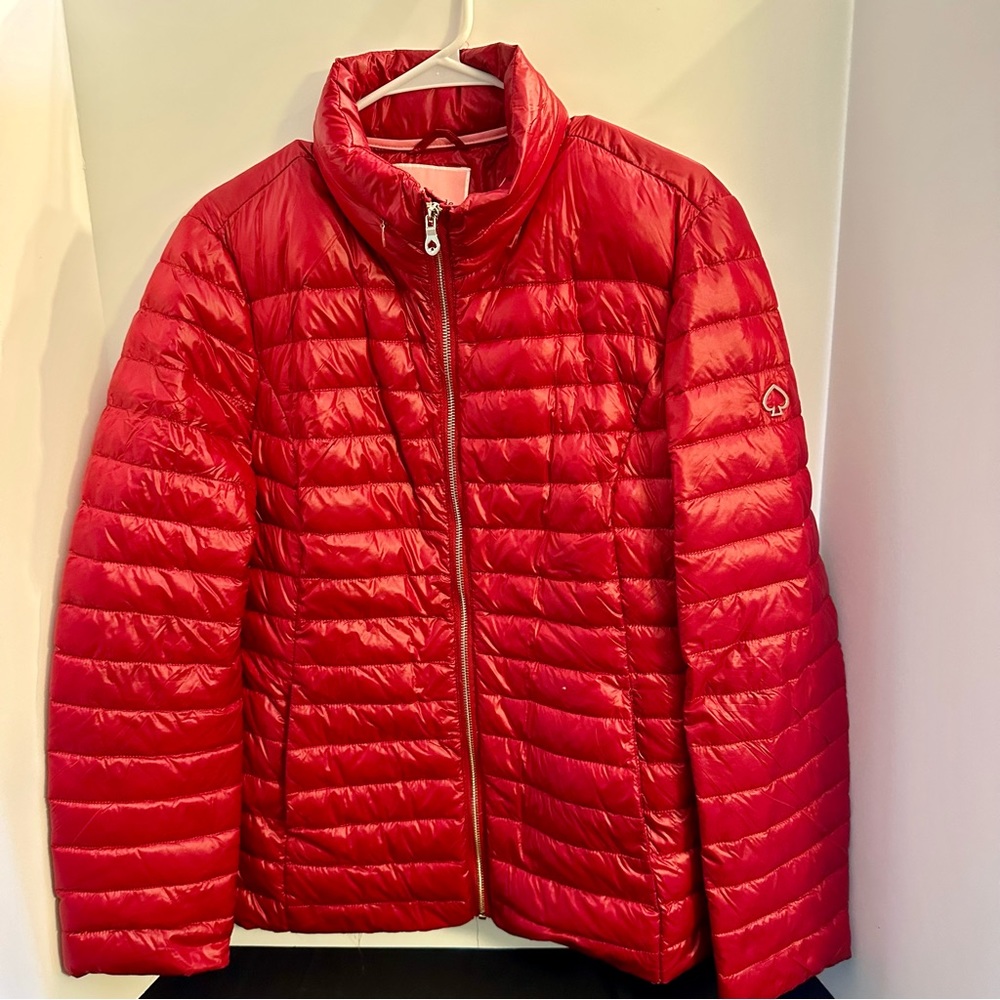 kate spade ♠️- Packable Down Jacket with Retractable Hood, “Burgundy” , XL - Picture 5 of 16